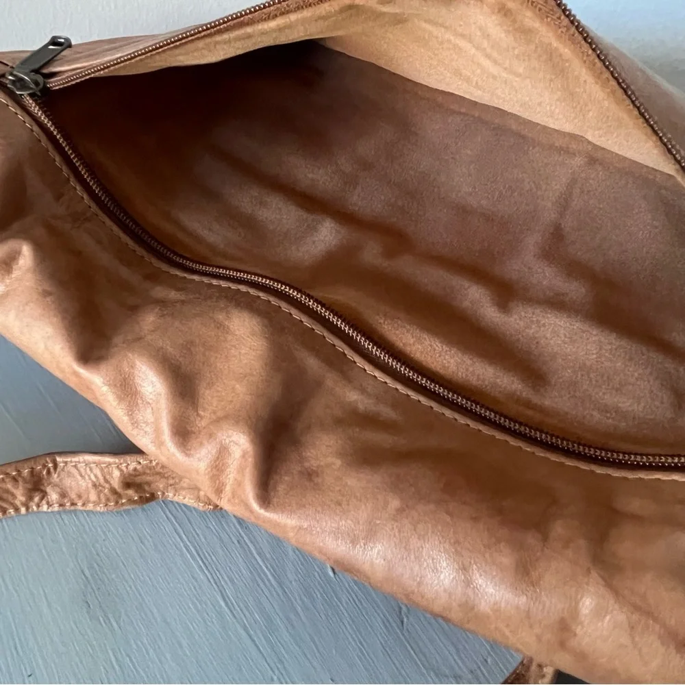 RARE Vintage AMIET Switzerland Leather Messenger Bag Swiss Combo Lock Key Clip